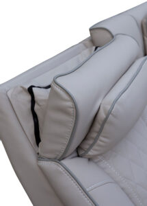 Cine-Luxury kotiteatterisohva - sähkötoiminen vaalea niskatuki